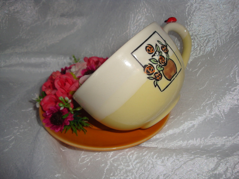 Цветочная чашечка