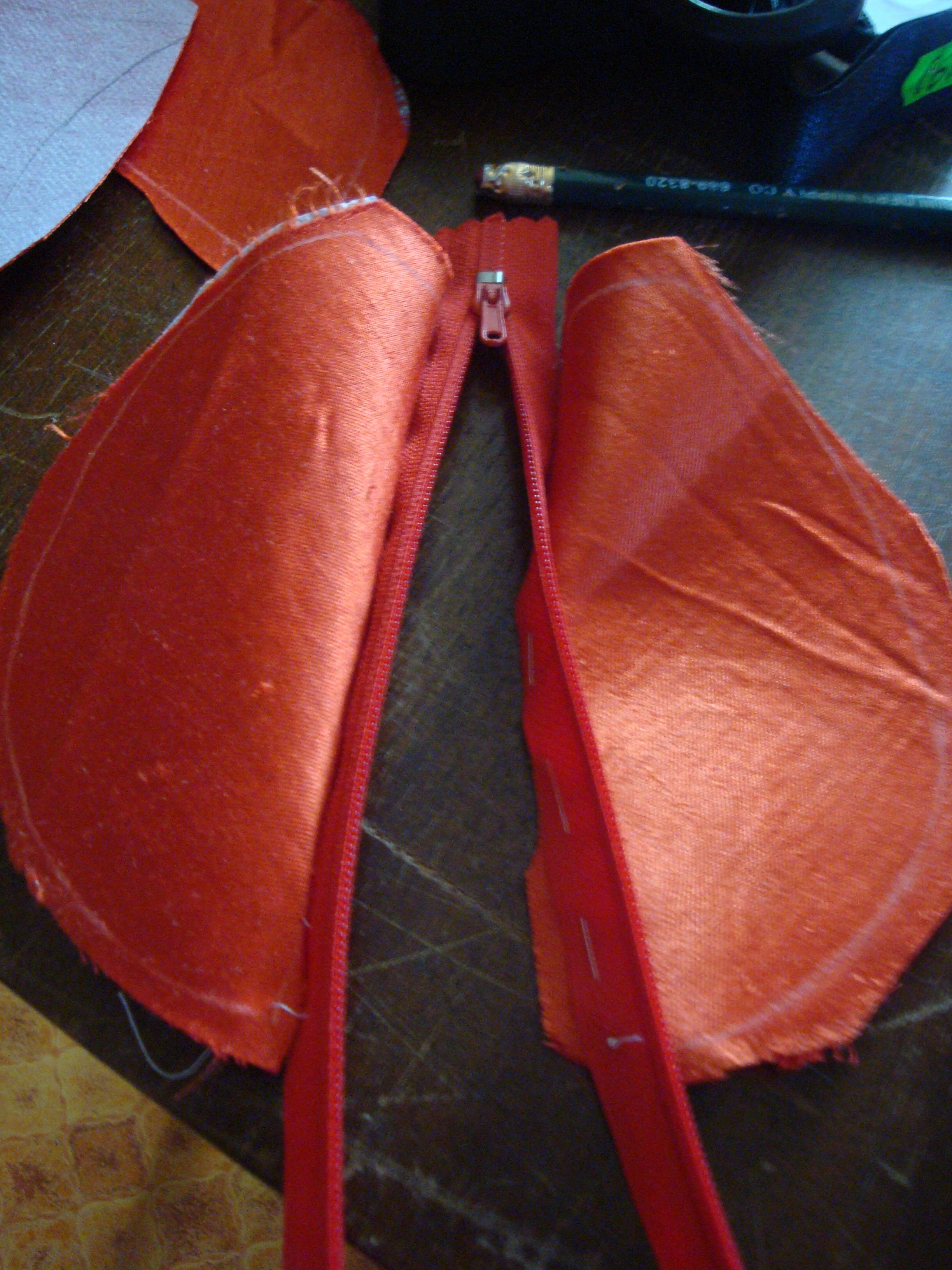 МК развивающей игрушки "Божья коровка" (ооочень много фото!)