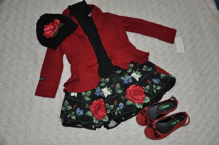 куплю для девочки на возраст 5 лет