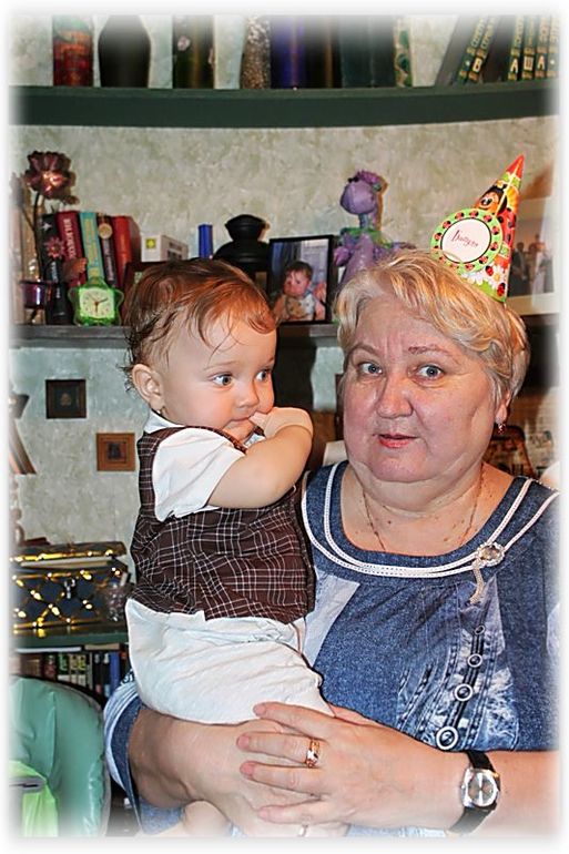 ГодоВасие на васильковой полянке в компании с божьими коровками