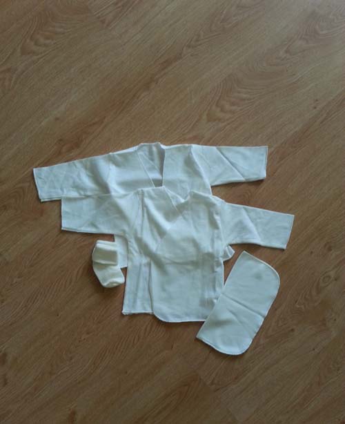 опытные мамы, помогите:)