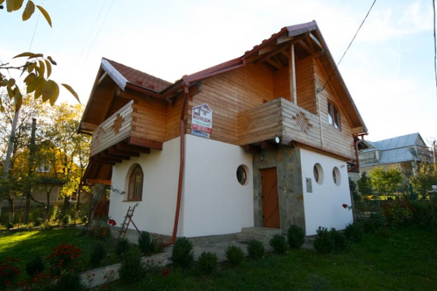 Домик в Карпатах