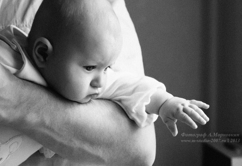 Две фотографии.