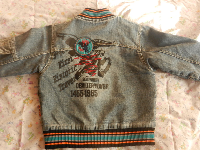 Отдам даром вещи и обувь, может кому-то надо. Самовывоз Капотня.Сапоги высокие -33 р.,вторые-34.куртка- рост 120.