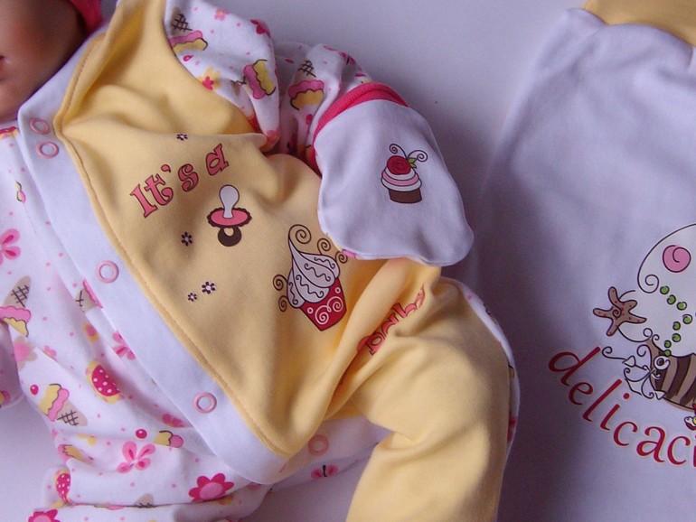 Одежда для малышей. Ручная работа