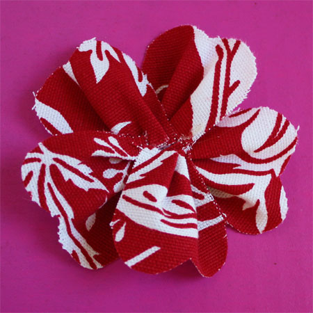 Как сделать цветок из ткани