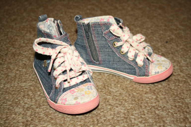 Обувь для девочки 3-4 года. Adidas, Next. ЮЗАО, почта