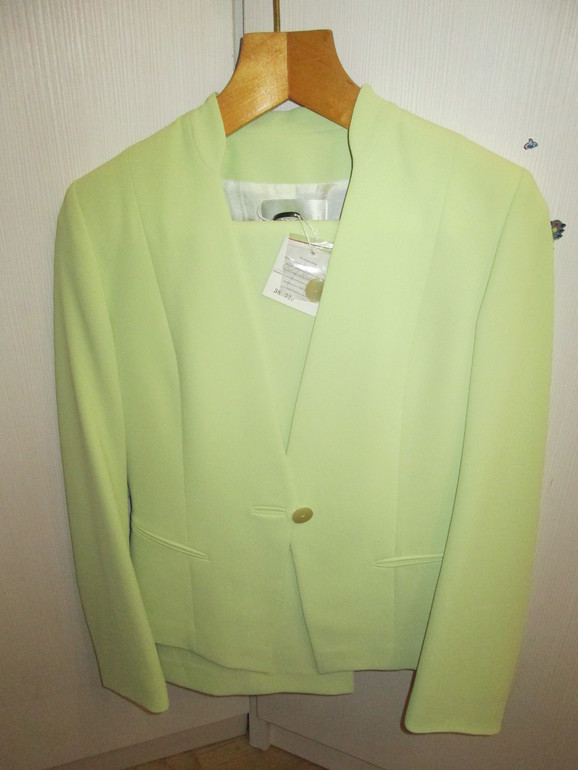 много одежды р 42-44-46 .