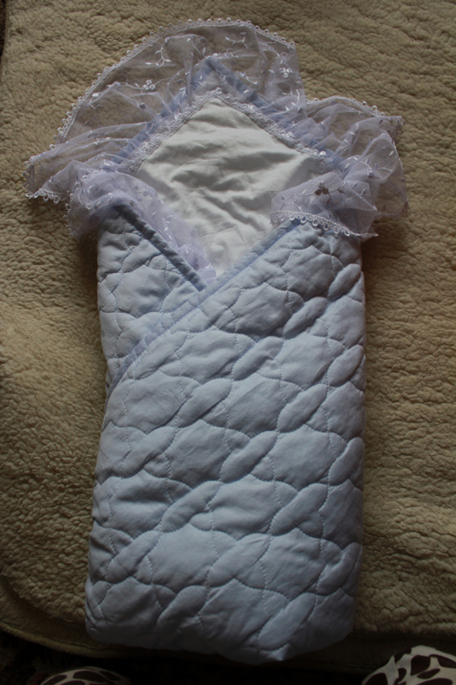 Продам одеяло-конверт на выписку очень красивый Москва Выхино