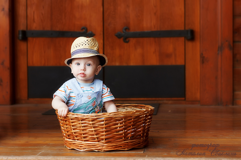 Студийная фотосессия 28-го июня (2000 р/час)