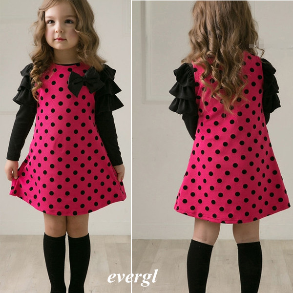 Продам платье 4-5 лет