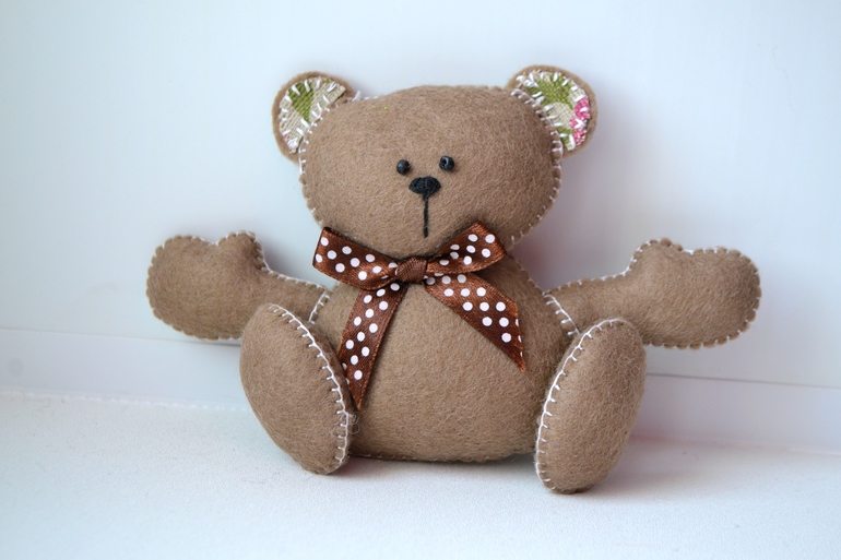 Первые фетрушки в моем исполнении