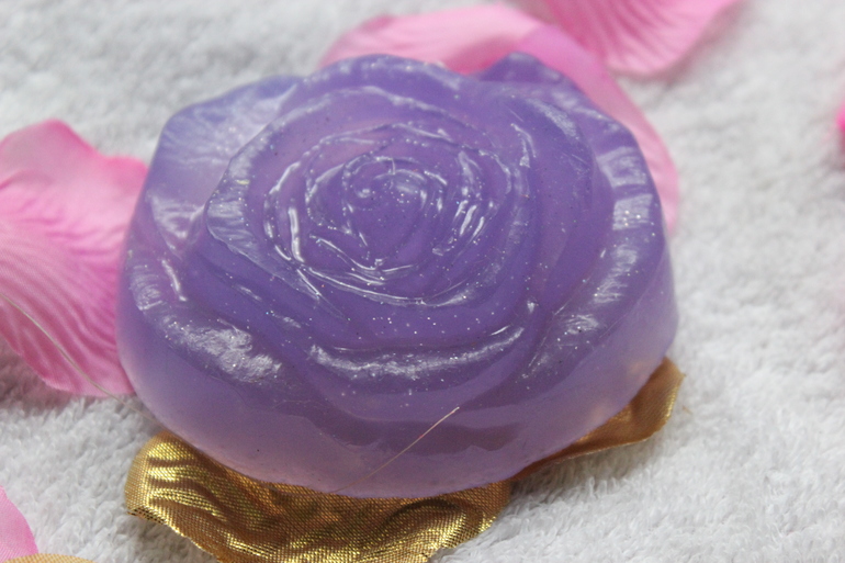 Здравствуйте девочки-мыловарочки!