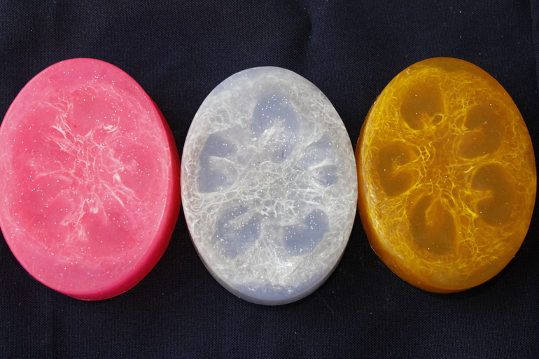 Здравствуйте девочки-мыловарочки!