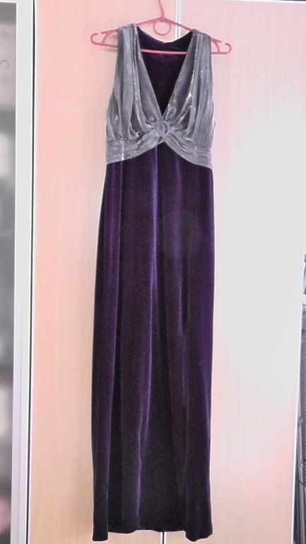 ПРОДАМ ВЕЧЕРНЕЕ ПЛАТЬЕ!!!