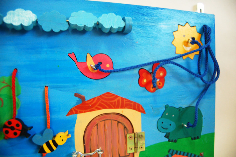 Развивающая доска для малышей