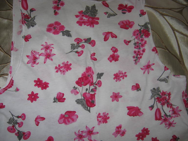 моя первая сшитая вещичка и дальнейшие далеко идущие планы))))