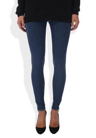 какая сумка вам приходит на ум???