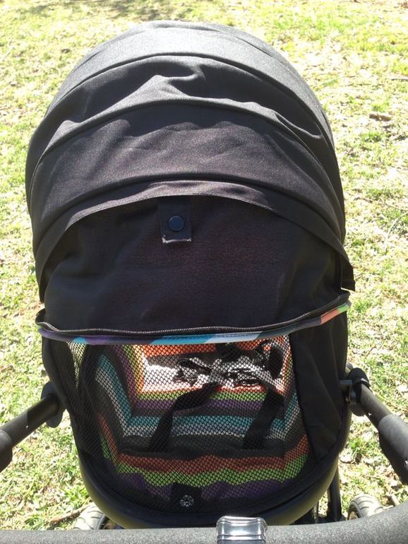 Необычная коляска Guzzie+Guss Casita.