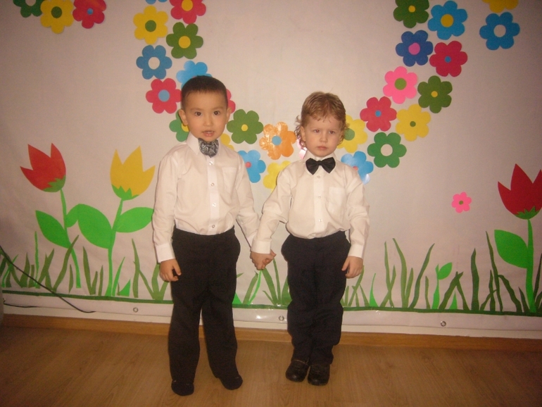 Утренник к 8 марта (фото)