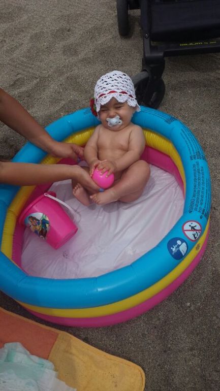 Шмякнулась