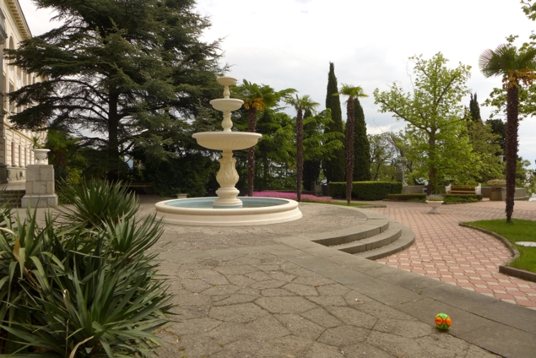 Ялта, Крым. КОК Россия