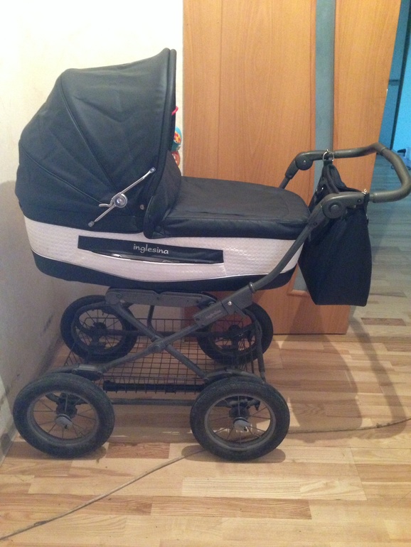 Продаётся коляска Inglesina Vittoria