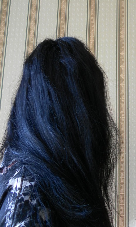 Краска для волос иссиня черный с выраженным синим оттенком