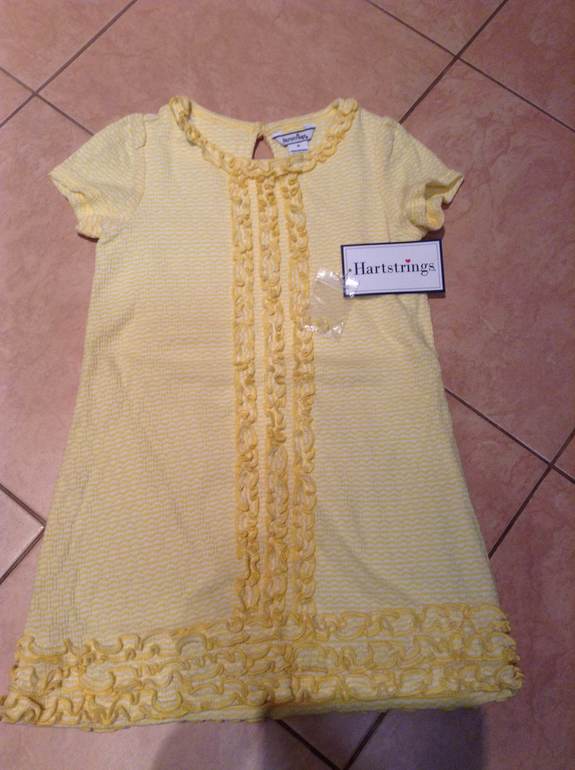 Продам комплект для девочки (платье + кофточка)