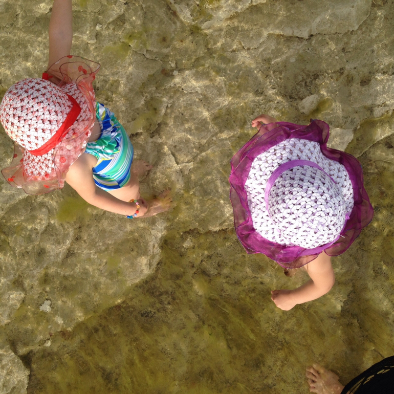 Вчера весь день было за 40....