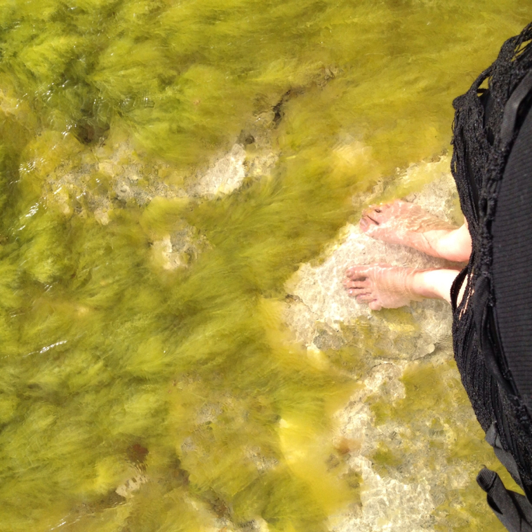 Вчера весь день было за 40....