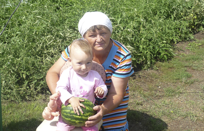 http://mamyprofi.ru/kak-vybrat-arbuz 