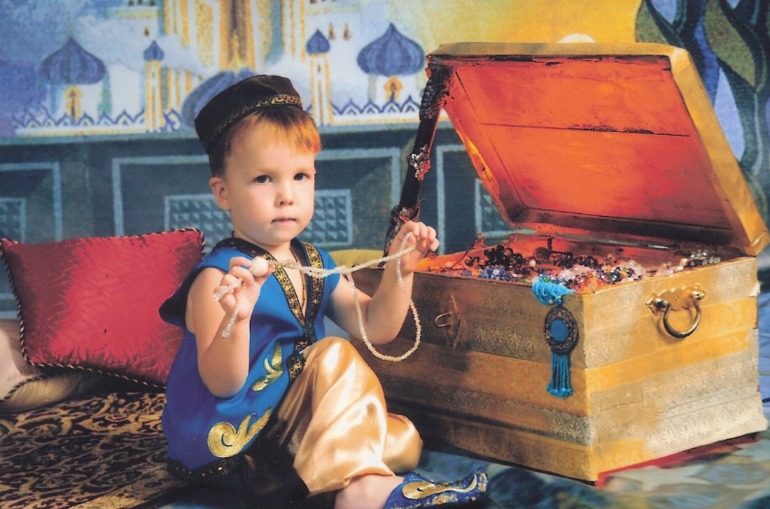 Фотосессия Андрюши в садике))