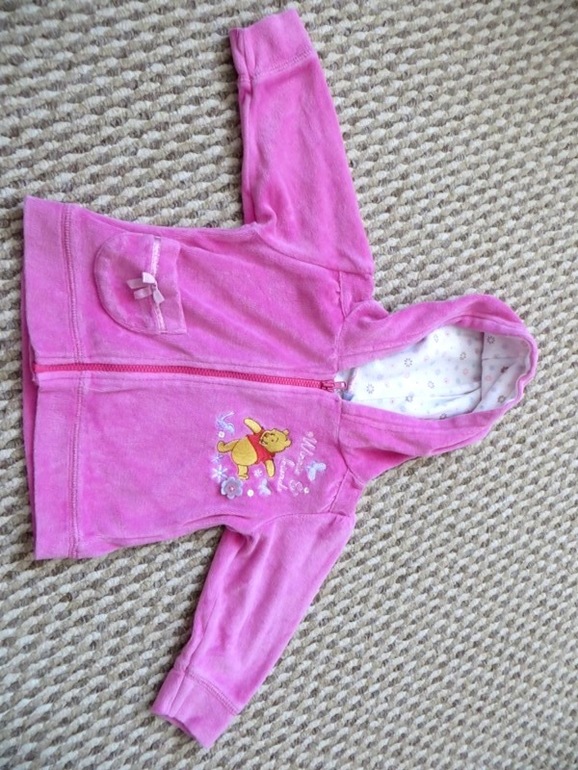 Много вещей на малышку 0-9 мес. Цены от 15 руб. С почтой дружу:)