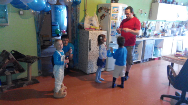 день варенье -Ярику 5 лет, смурффффный день:))))