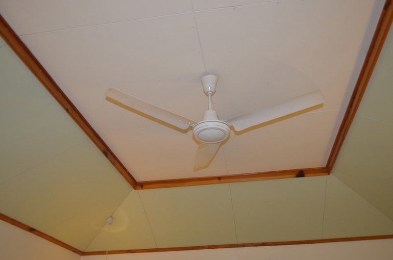 Хороший отель, очаровательное море и скучное питание!