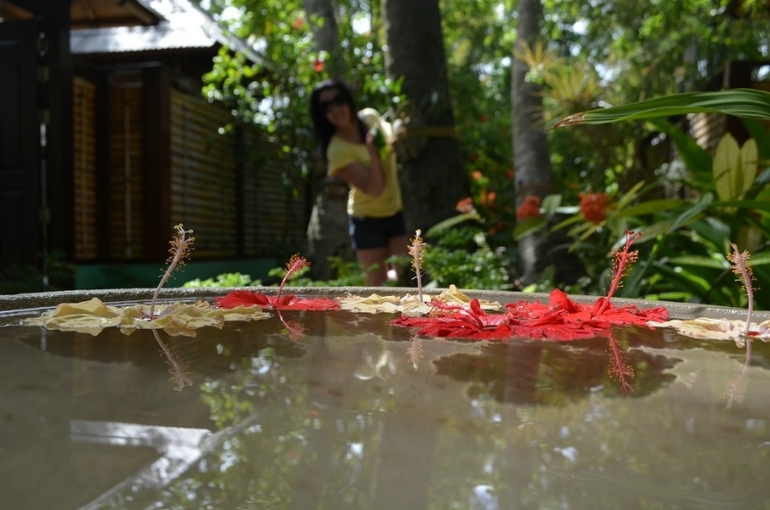 Хороший отель, очаровательное море и скучное питание!