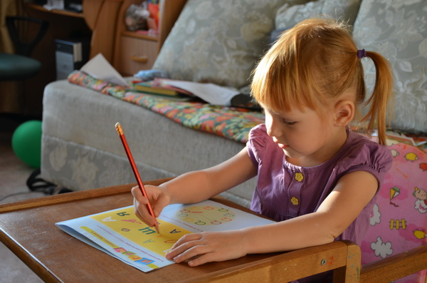 Учим буквы - А