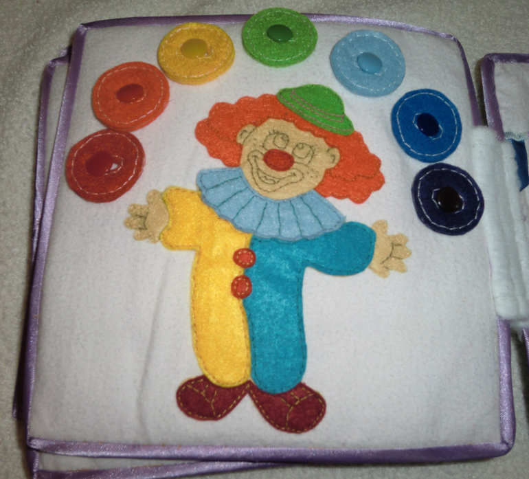 Моя первая развивающая книжка