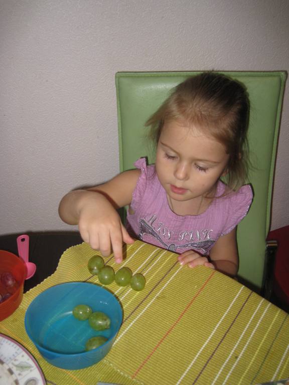 ФМ готовим с детьми. Капкейки с изюмом.