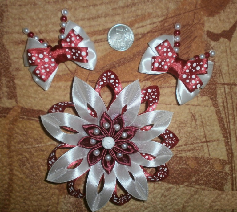 Резиночки, заколочки, гребни, шпилечки для вас