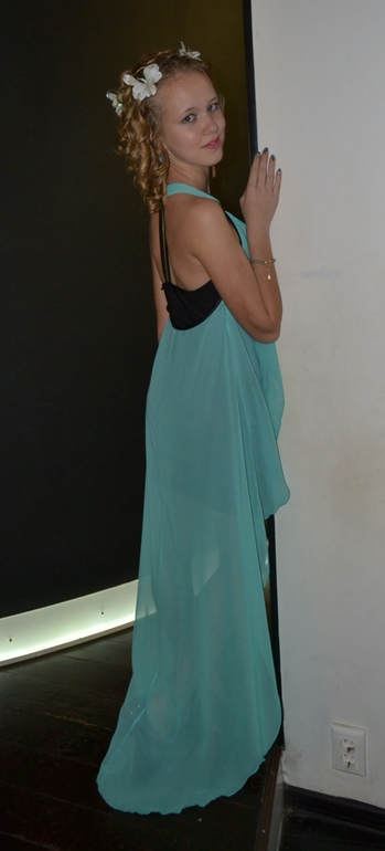 9 класс... Выпускной у Лизы!