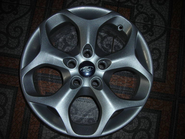 Продам оригинальный диск на Форд( не Китай)