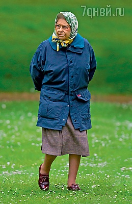 Кто узнает в этой милой старушке...королеву Елизавету