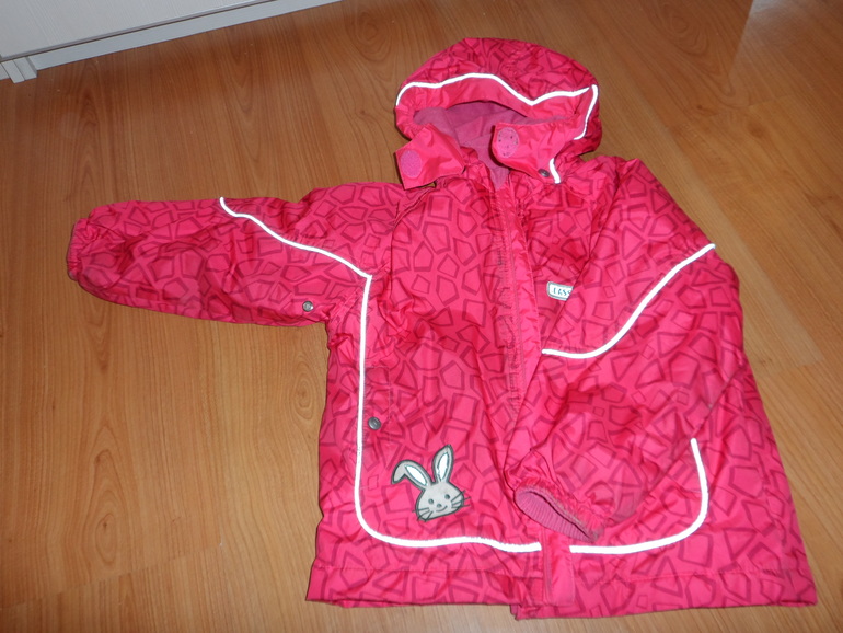 Продам куртку LASSIE SUPRAFIL б\у 2 года