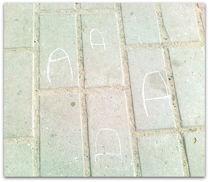 Дом на прищепке и слоеный пирог.