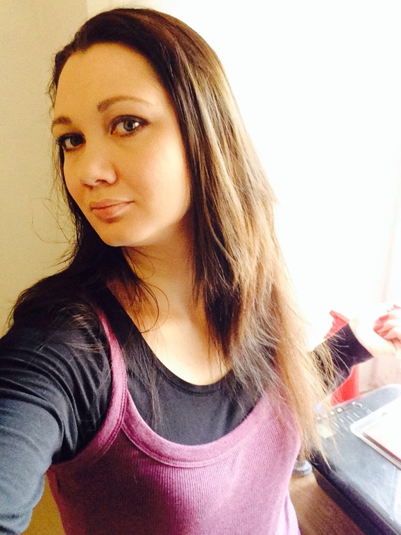 Через 2 часа в парикмахерскую хелп !!))