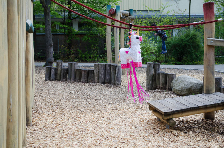 День рождения в картинках