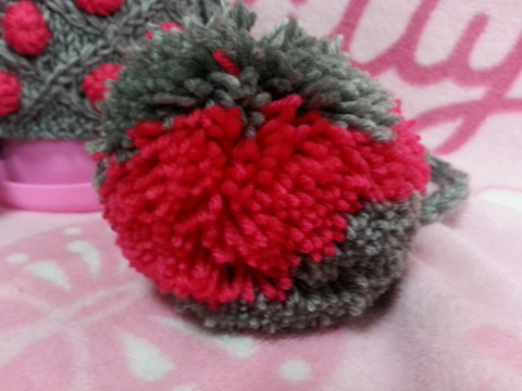 Наша семья свяжет под заказ оригинальные шапки