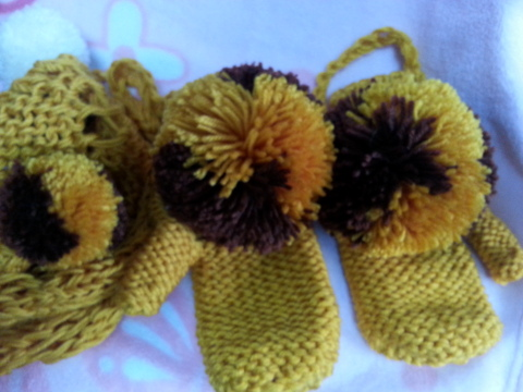 Наша семья свяжет под заказ оригинальные шапки